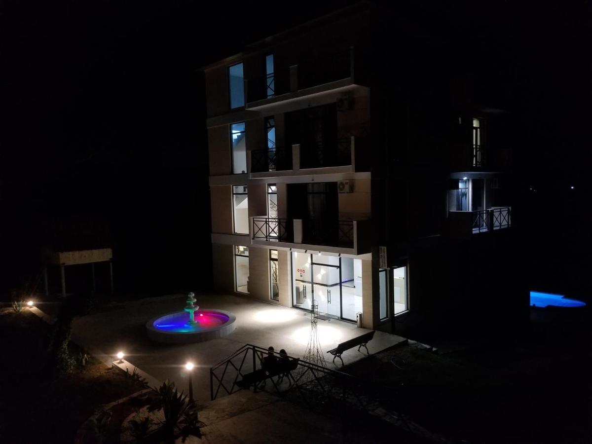 Vita Gardenia Hotel Tskhaltubo Extérieur photo