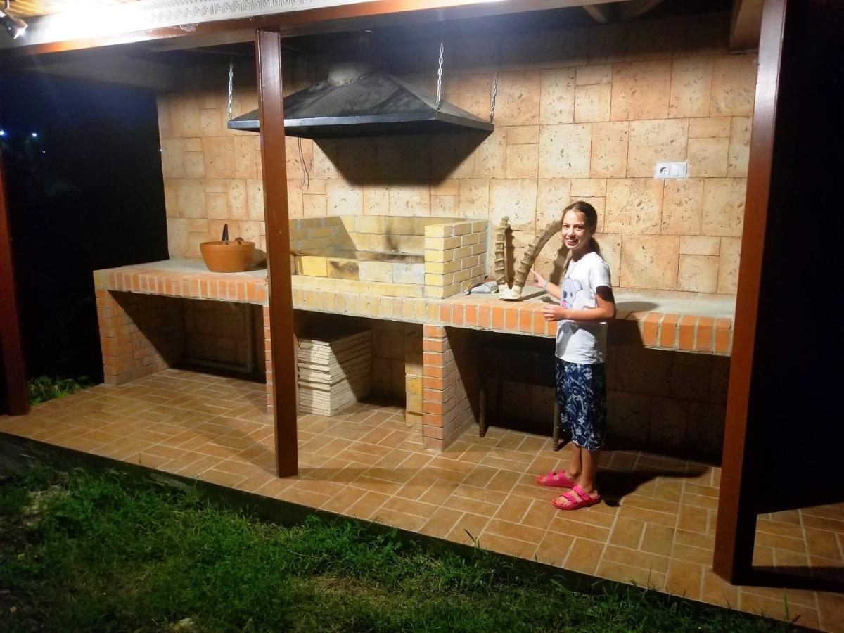 Vita Gardenia Hotel Tskhaltubo Extérieur photo