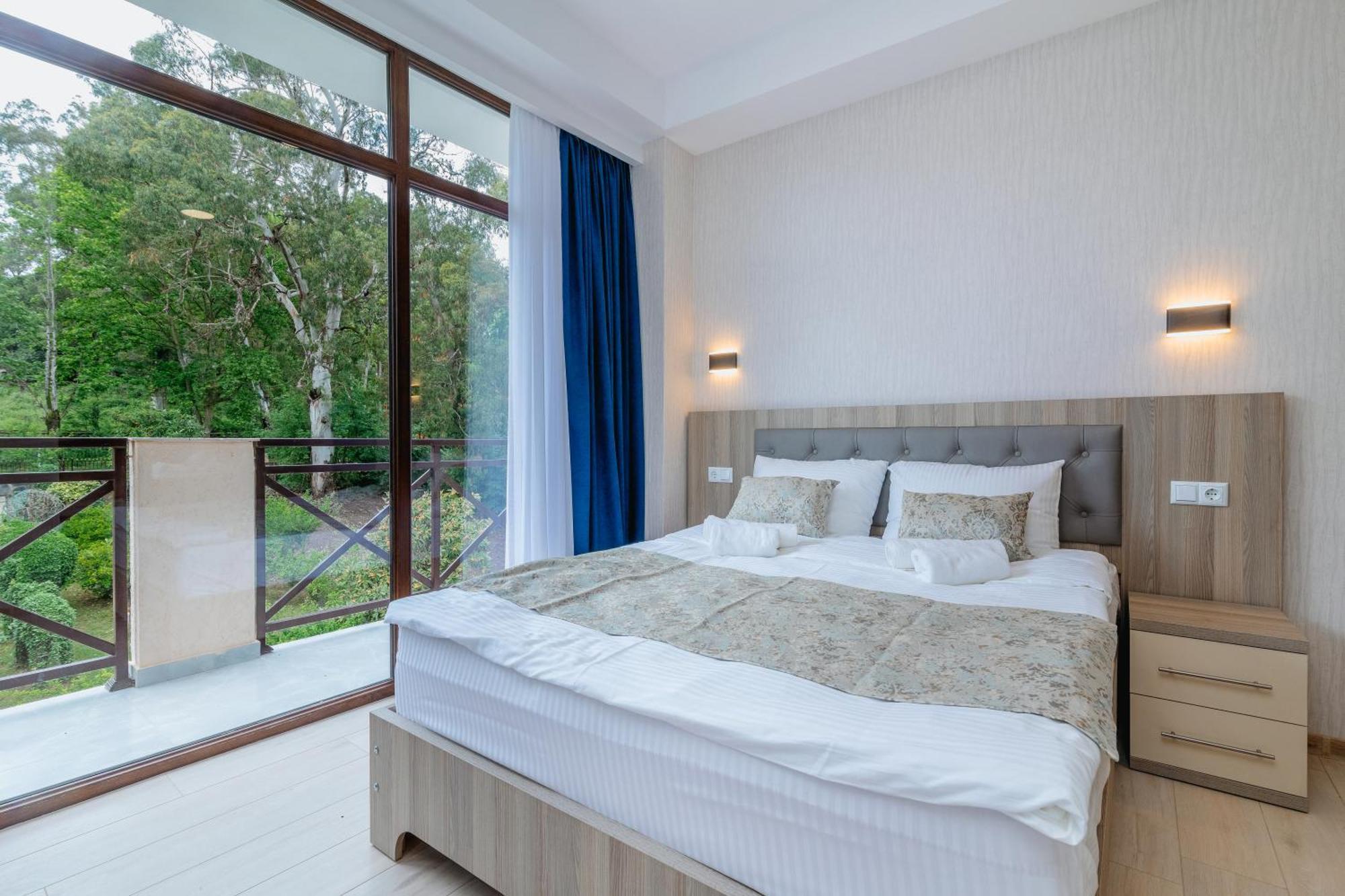 Vita Gardenia Hotel Tskhaltubo Extérieur photo